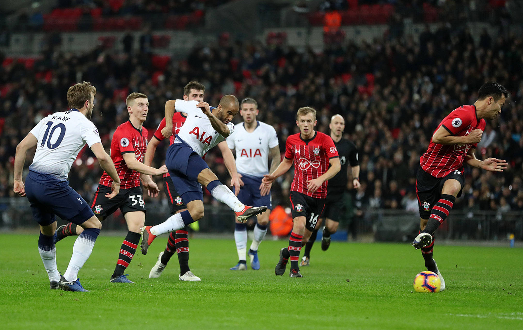 在分析比赛 在分析比赛